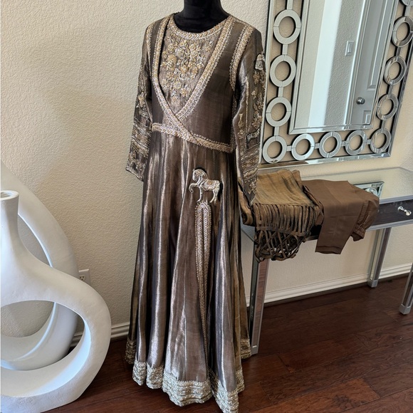 Pakistani/Indian Designer Nida Azwar stunning dress. S/M - Picture 6 of 16